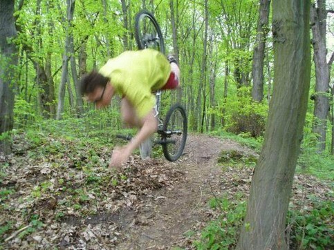 Schmerzhafter fahrrad sturz
